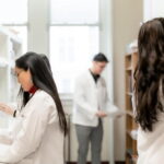 How to Become a Pharmacist